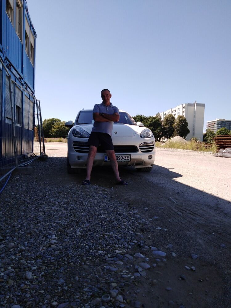  20830959  , 52 ,    Backa Topola