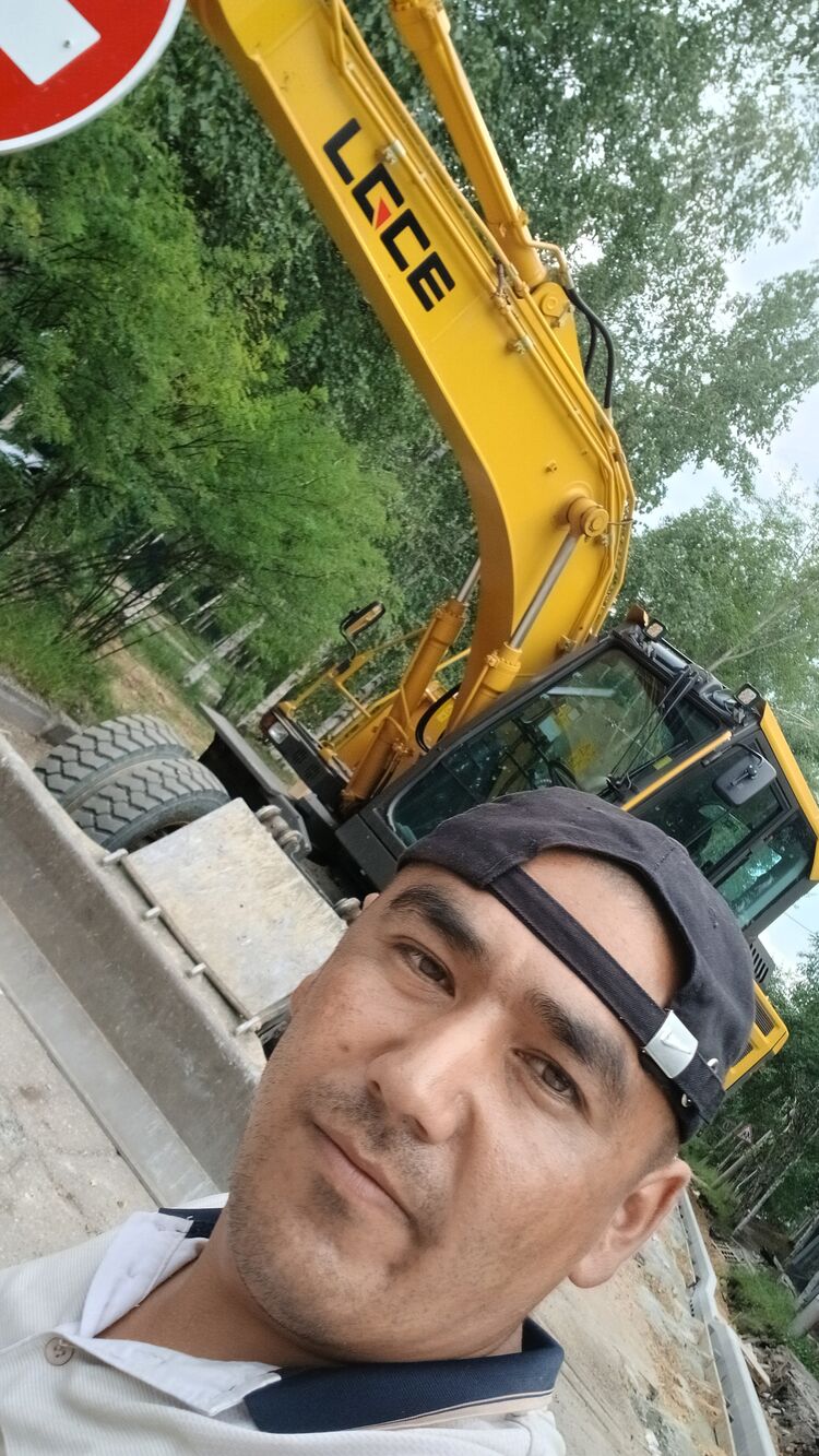  53030899  , 32 ,    