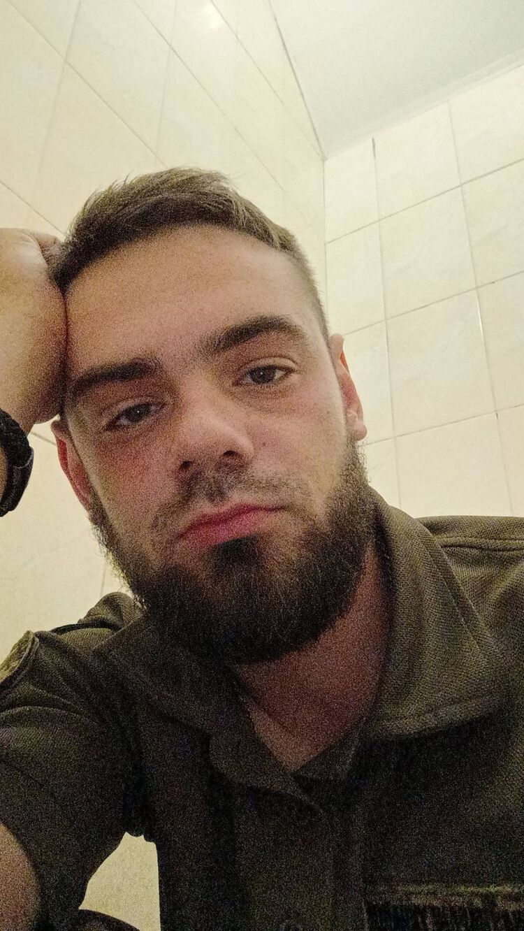  43925059  Vlad, 32 ,    