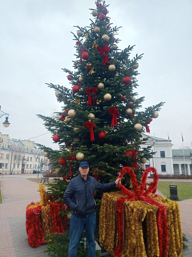  49566799  Victor, 48 ,    Gora Kalwaria
