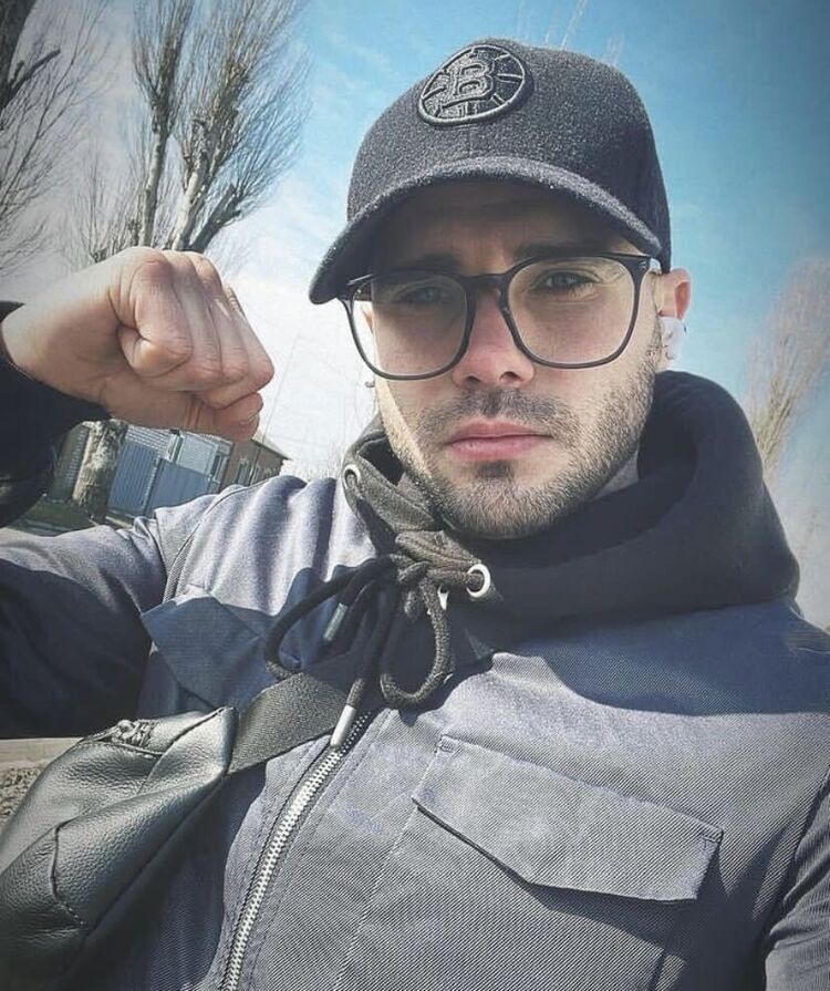  29888429  Darius, 28 ,    Praha