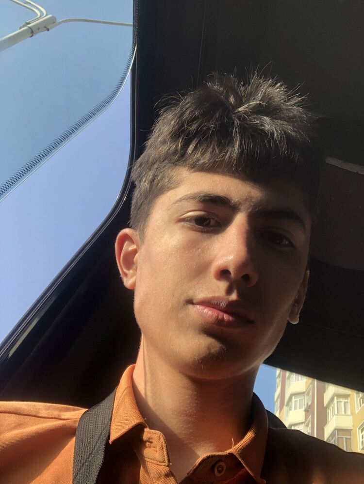  27039459  Bill, 21 ,    