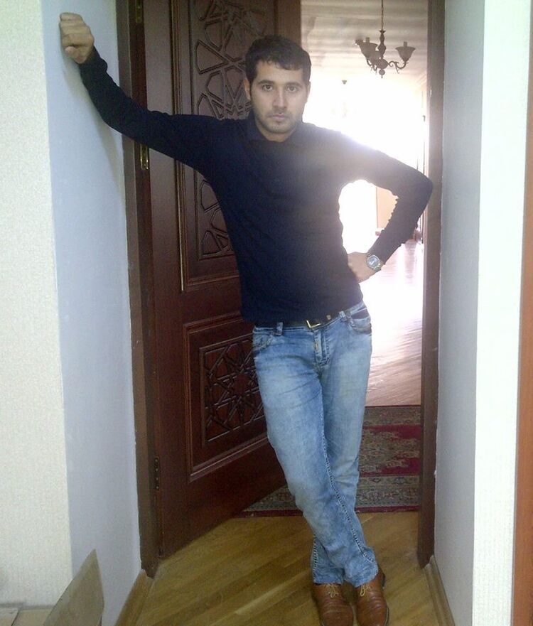  ,   Sadik, 35 ,   ,   , c 