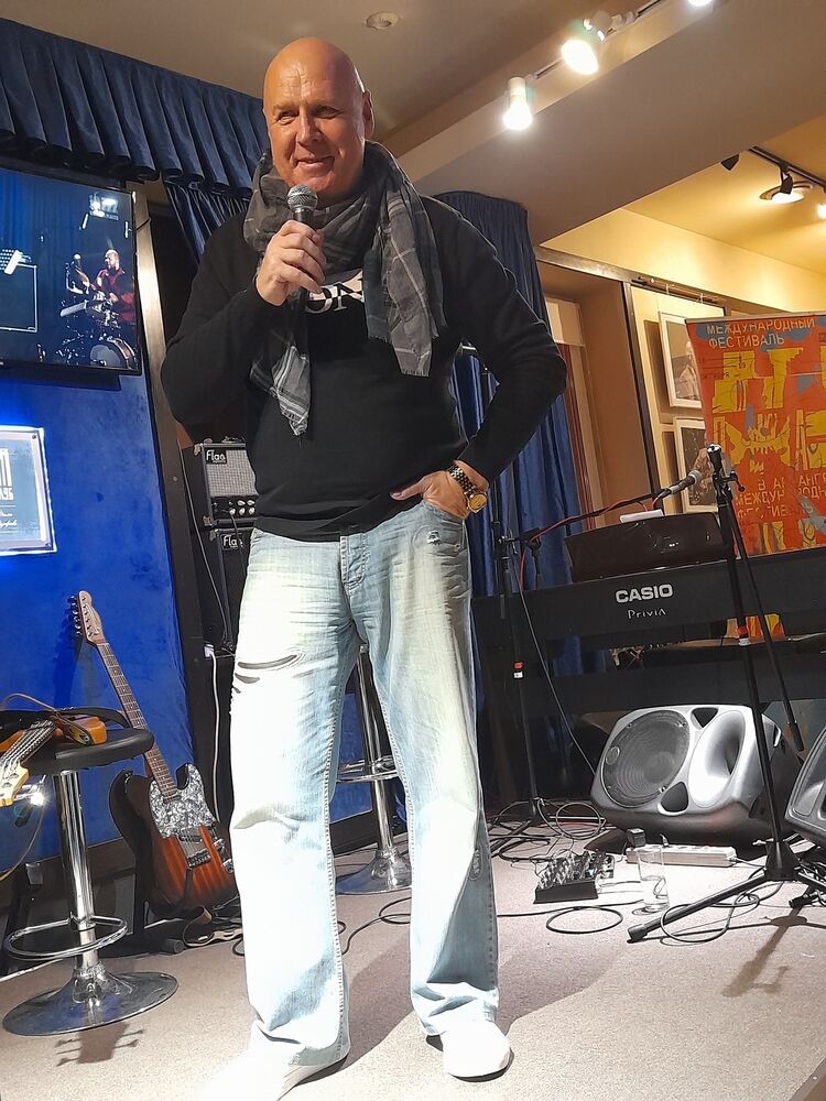  53877989  Vyacheslav, 49 ,    