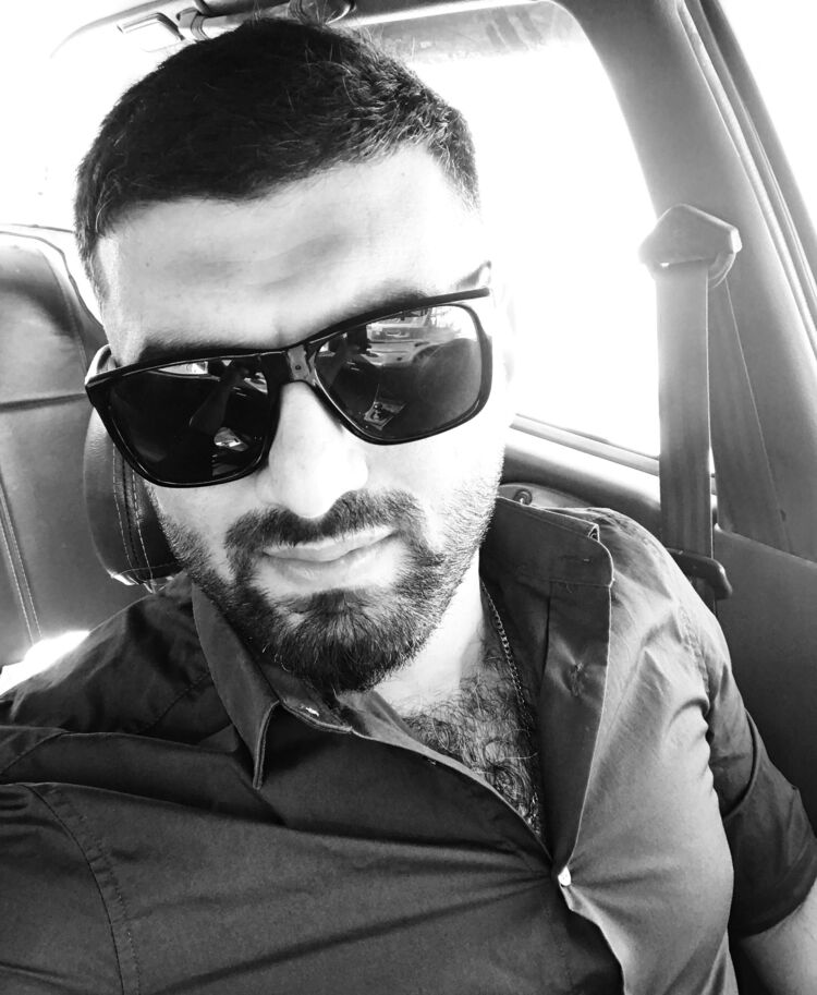  ,   Adam, 39 ,   ,   , c 