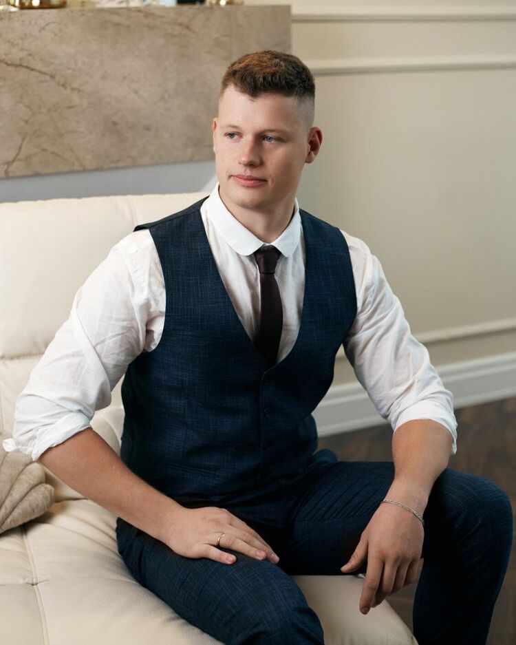  30878479  Kirill, 31 ,    