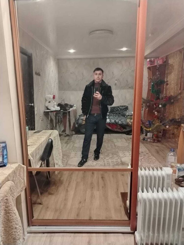  49307669  , 33 ,    