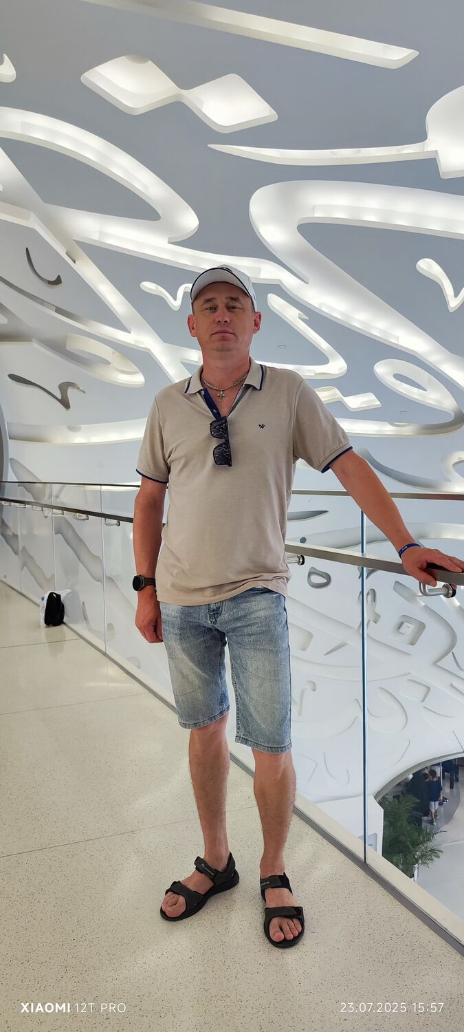  54522889  Andrey, 40 ,    