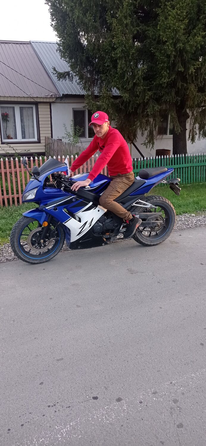  ,   Anton, 35 ,   ,   