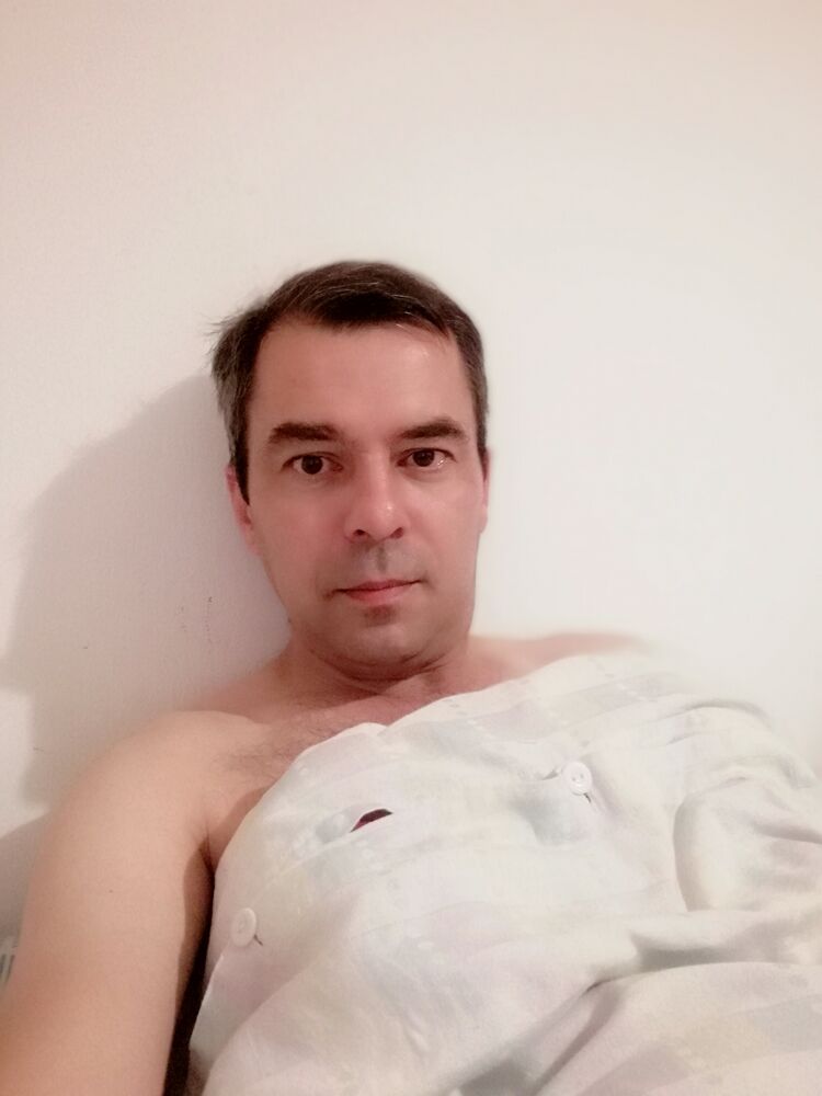  24421659  , 47 ,    