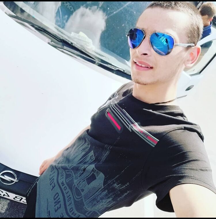  ,   , 28 ,   ,   
