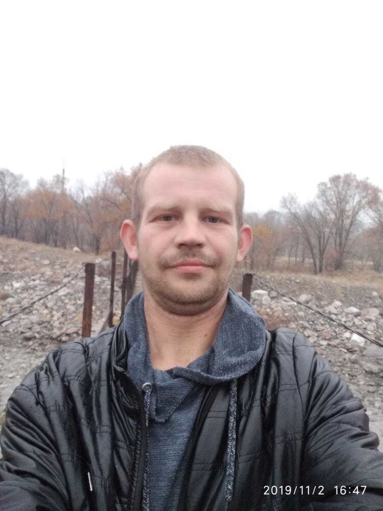  19587639  Kirill, 33 ,    