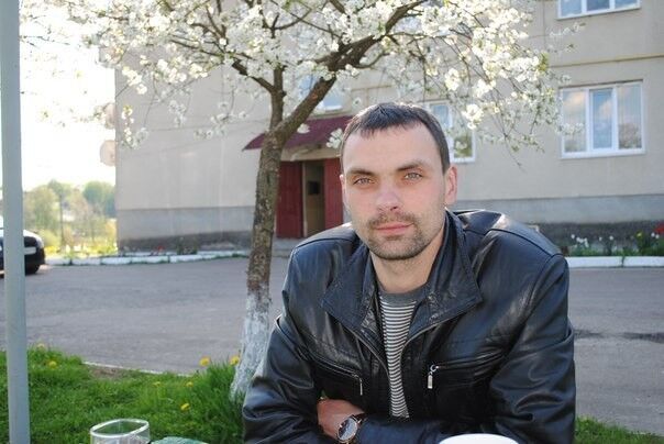  ,   Taras, 36 ,   