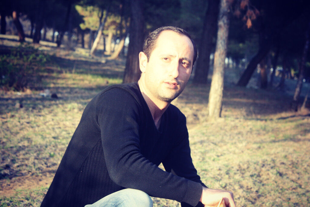  4483079  DAVID, 39 ,    