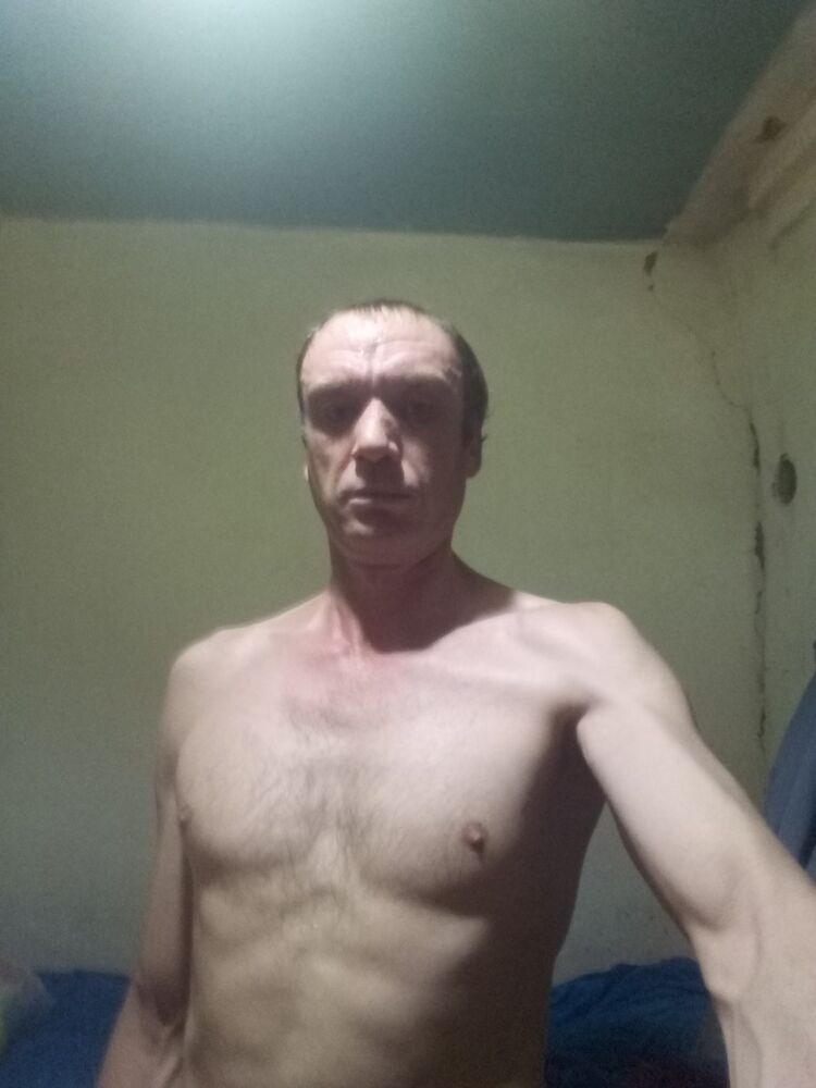  ,   Denis, 41 ,   ,   , c 