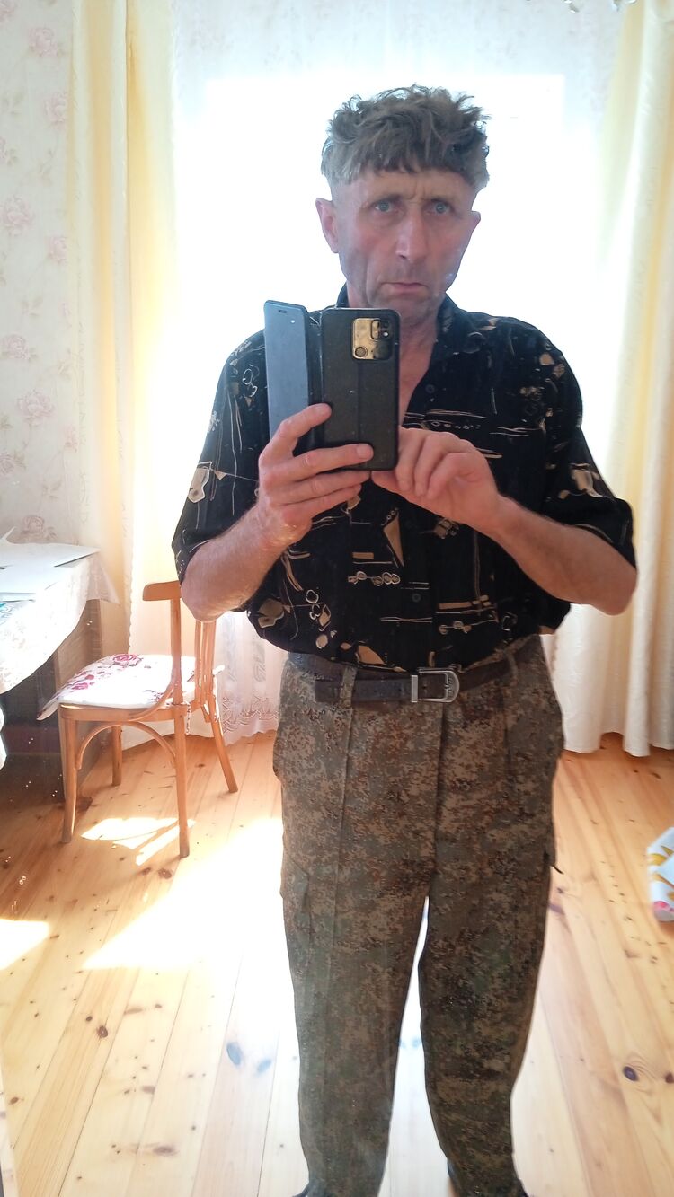  44330969  , 62 ,    