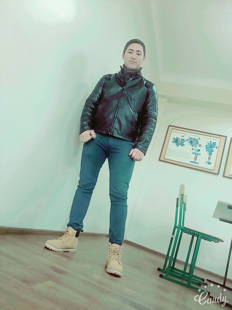  9226579  Bekzot, 31 ,    