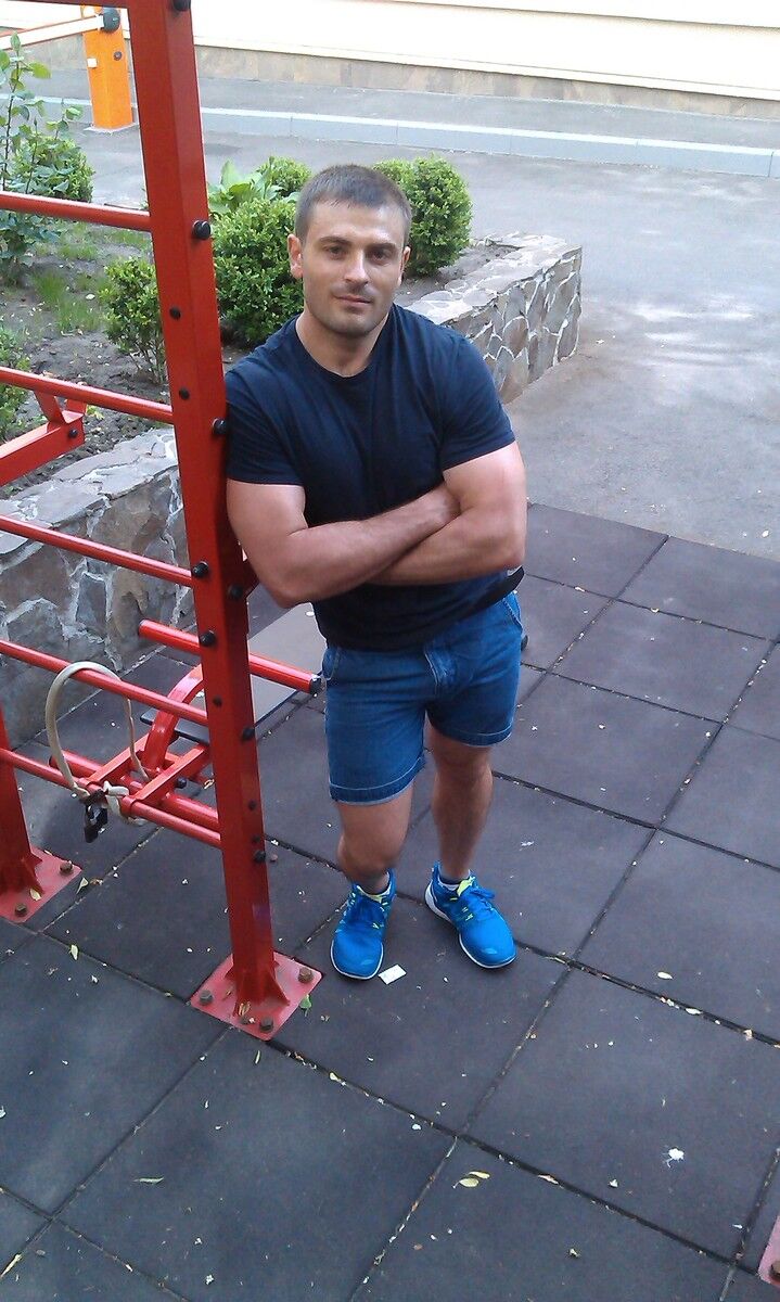 ���������� ����, ���� ������� Tola, 44 ����, ������������ ��� ����� � ���������, c�������� ���������