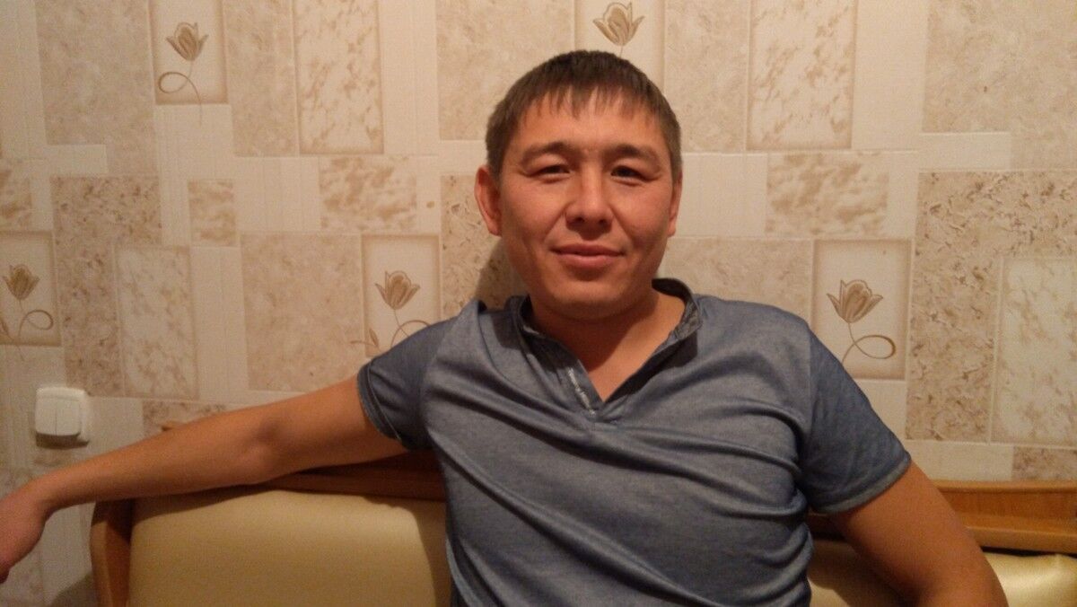  ,   Alexander, 44 ,   