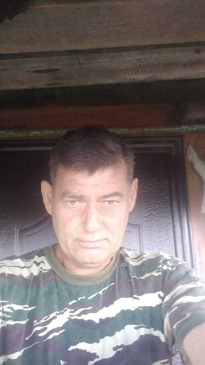  28239359  , 52 ,    