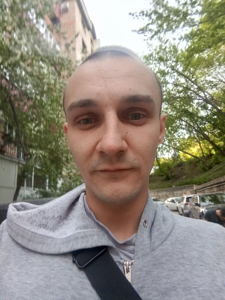  42935869  , 37 ,    