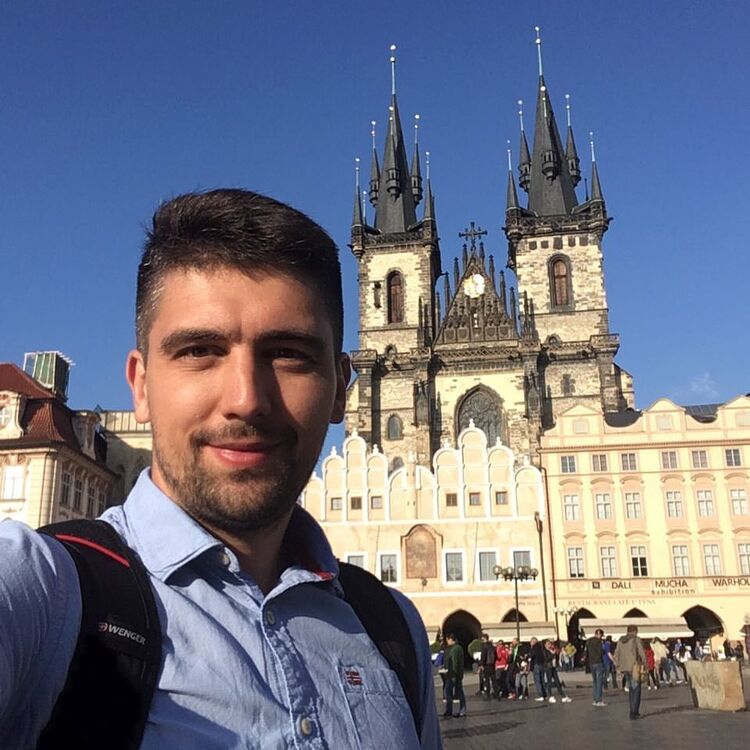  54033369  , 37 ,    -