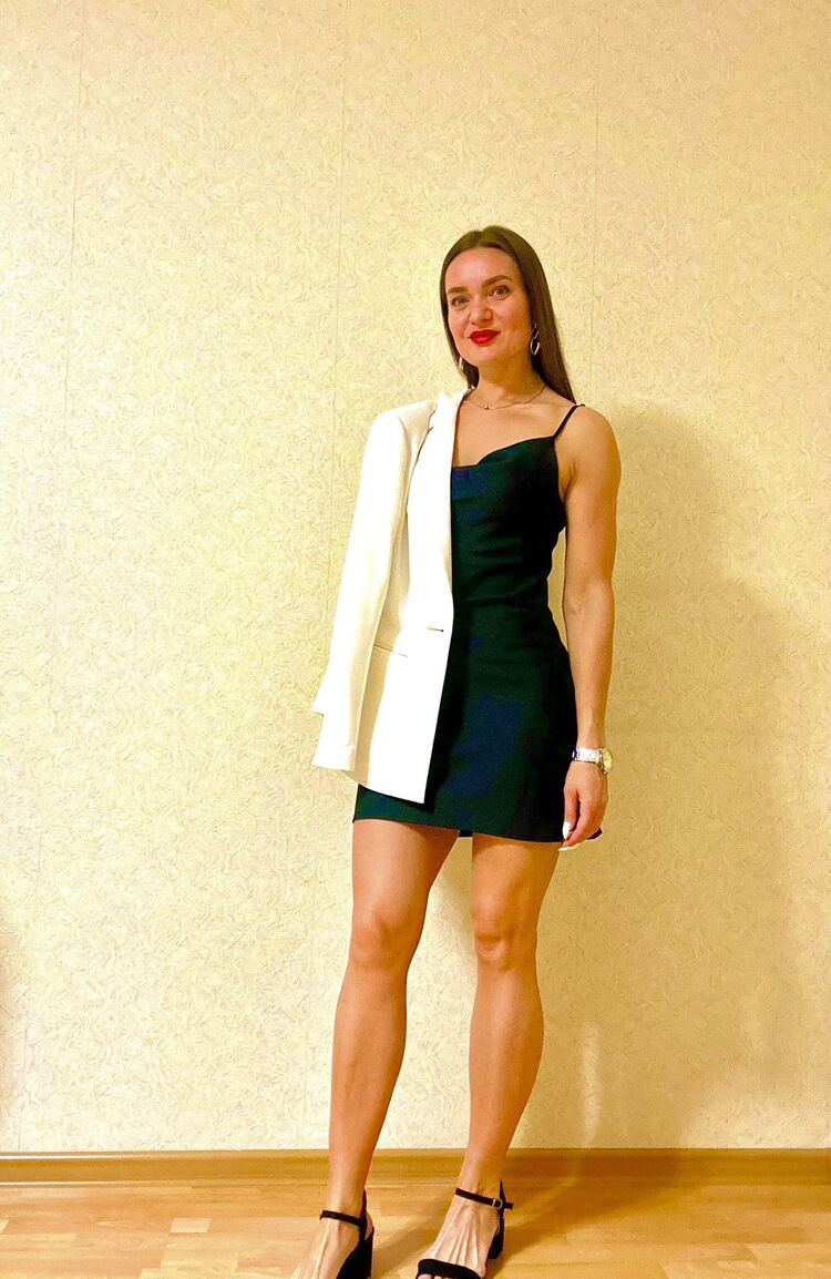  38671989  Anna, 39 ,    