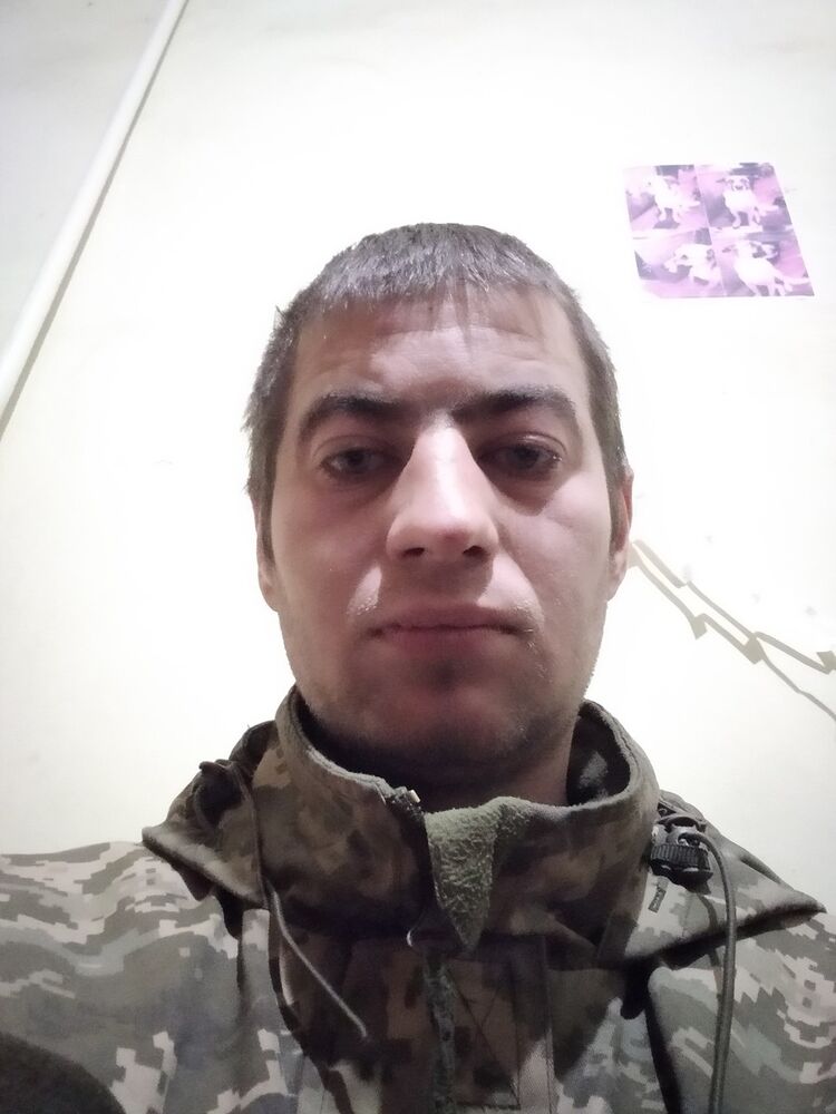  18505279  , 34 ,    
