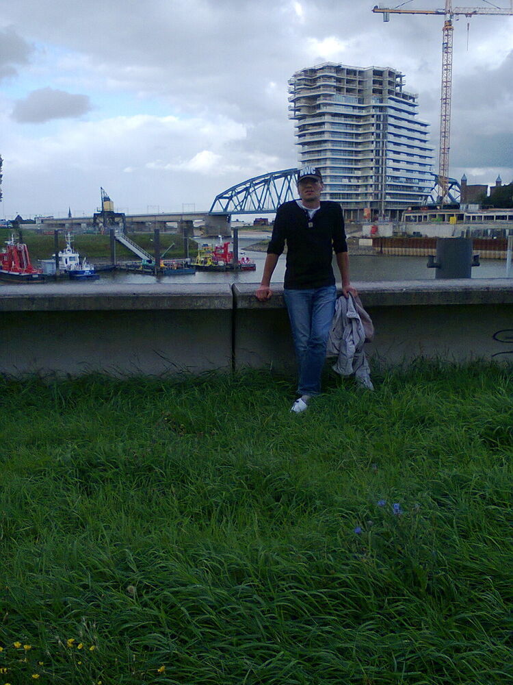  7548259  Igoris, 54 ,    