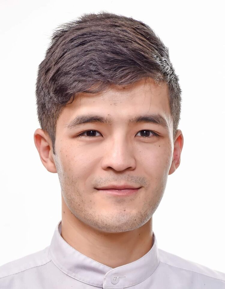  ,   Maestro, 28 ,   c , 