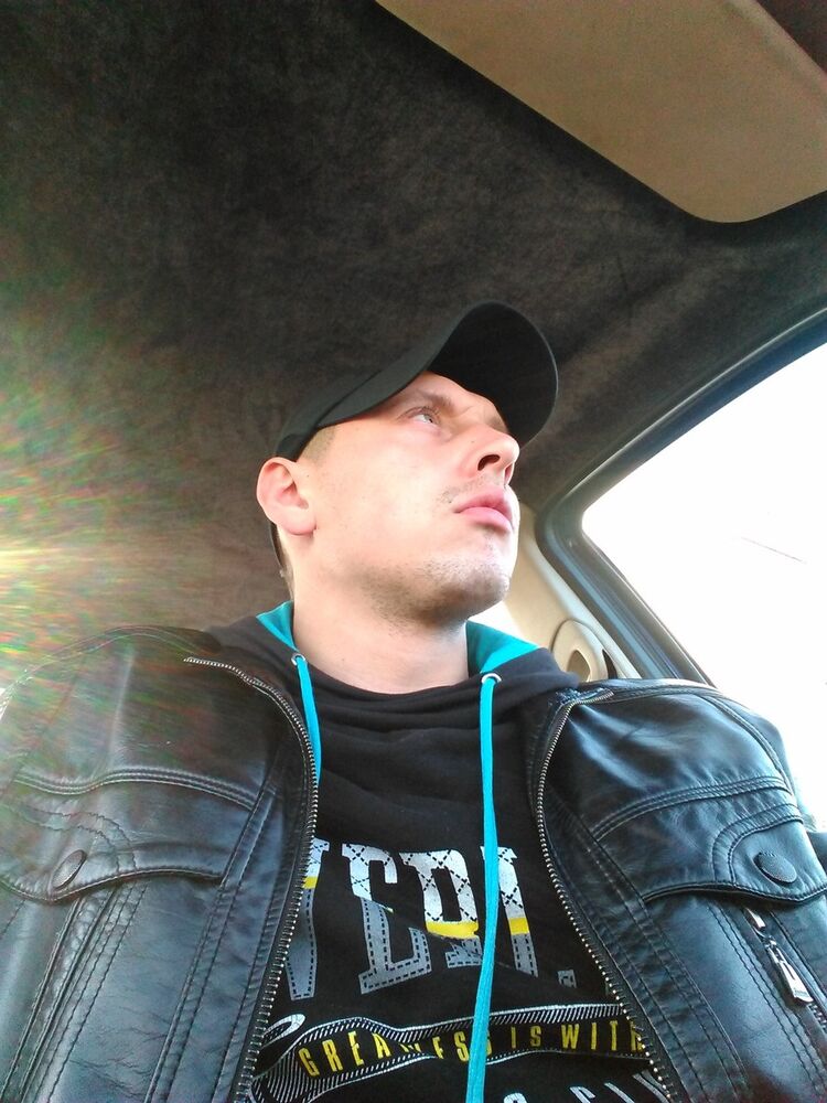  ,   Ruslan, 36 ,     , c 