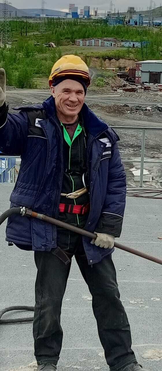  45928349  Ը, 59 ,    