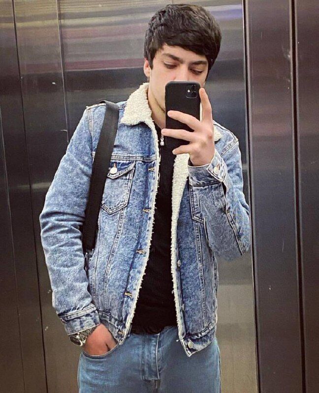  ,   Hayk, 22 ,   ,   