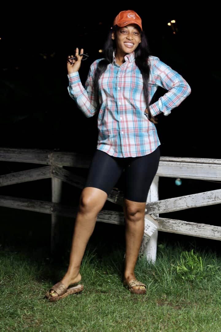  ,   Samantha, 29 ,   ,   
