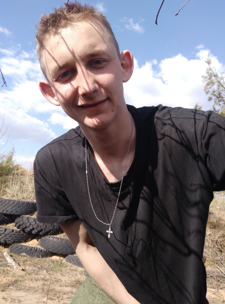  34630299  , 22 ,    