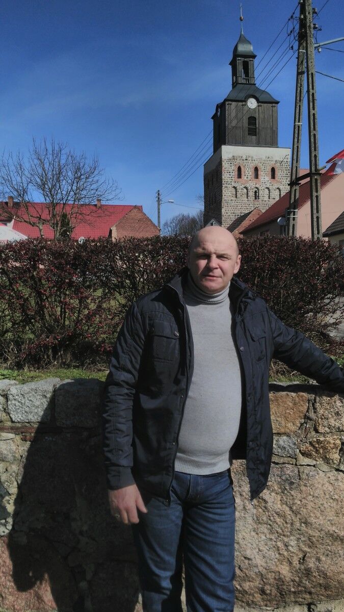  12987319  ANATOLII, 55 ,    