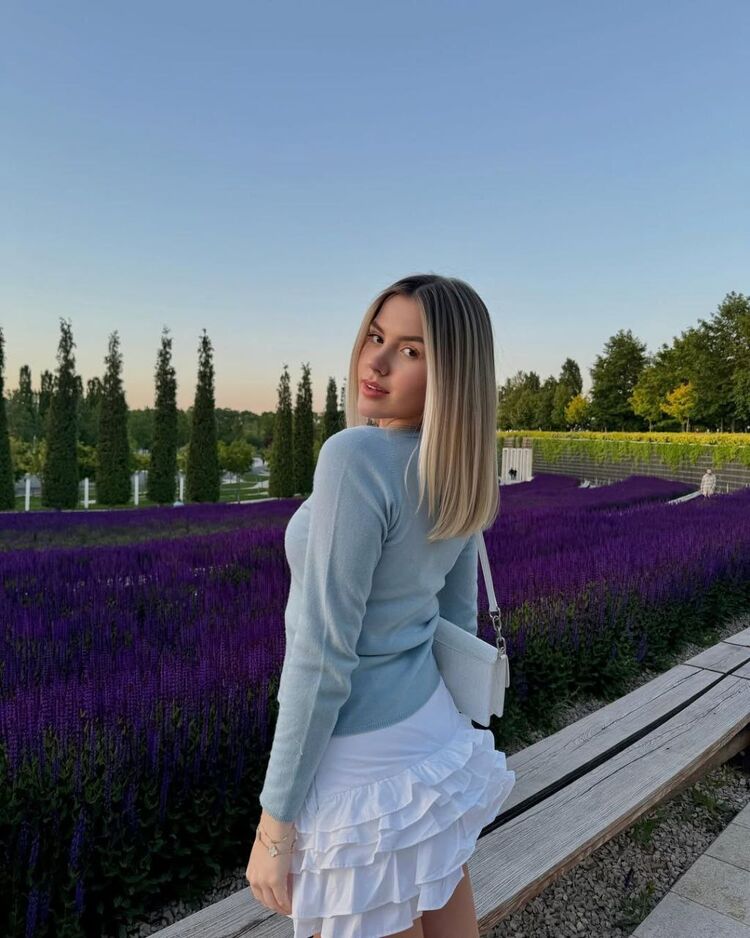  ,   , 21 ,   ,   