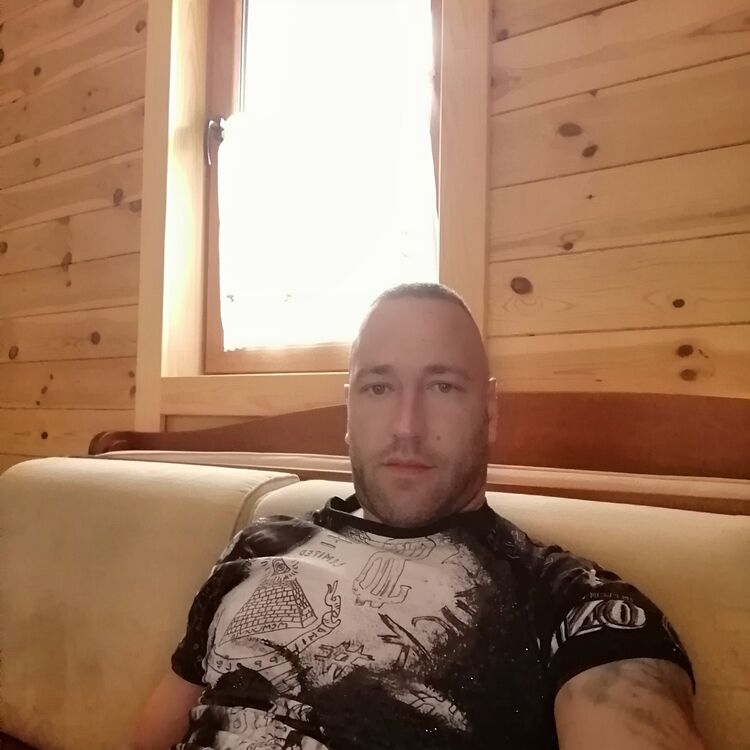  28241149  Damir, 38 ,    