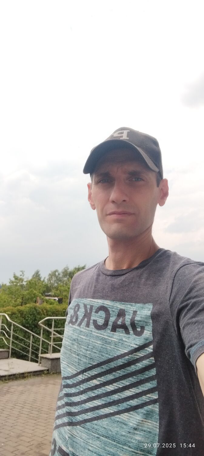  ,   Igor, 42 ,   ,   , c 