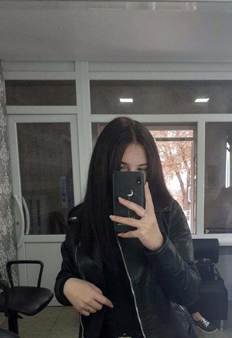  17751209  Madalina, 23 ,    