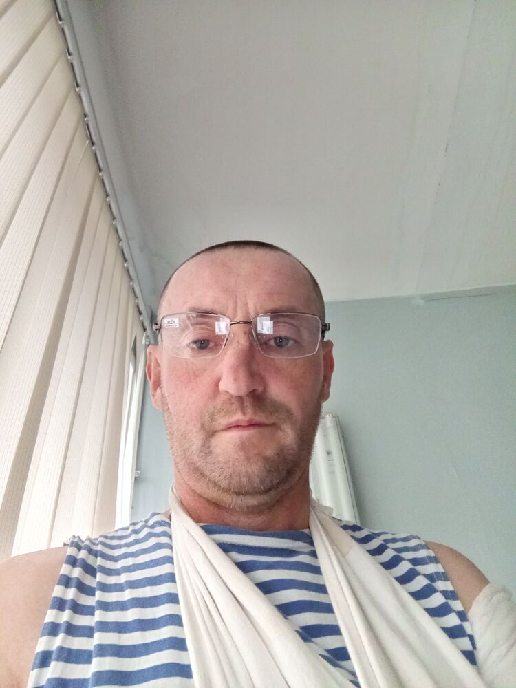  49284909  , 40 ,    