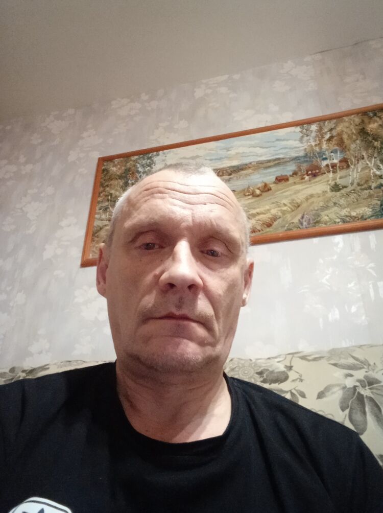  ,   Oleg, 40 ,     