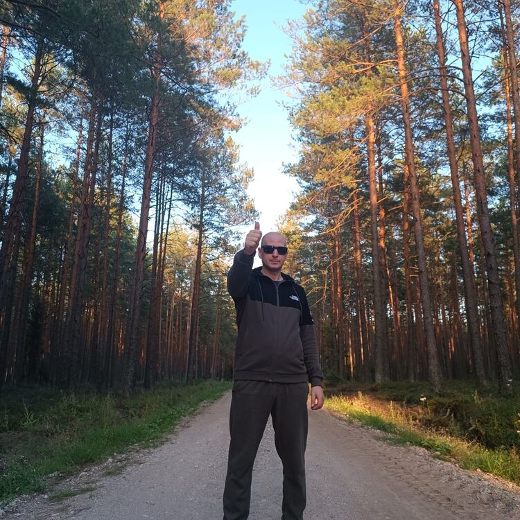  45751599  Sergej, 44 ,    