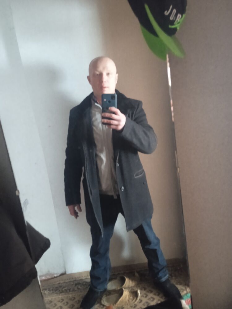  31995069  Vyacheslav, 45 ,    