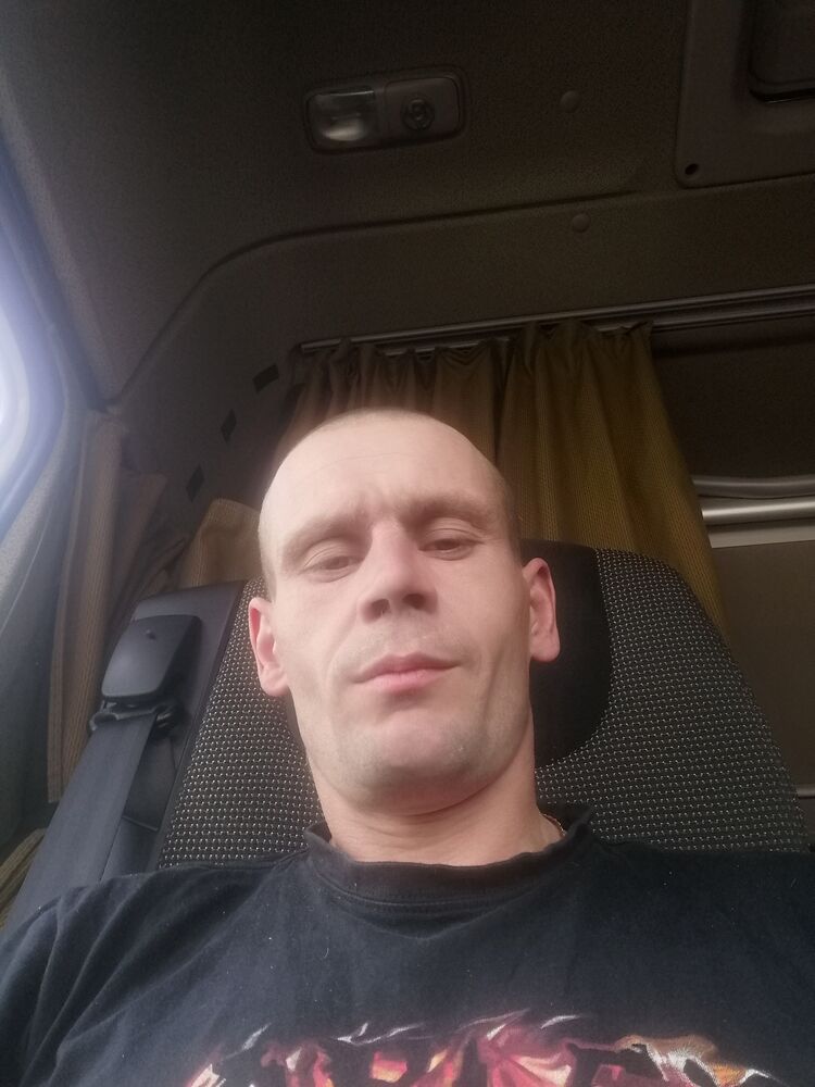  23270659  , 39 ,    