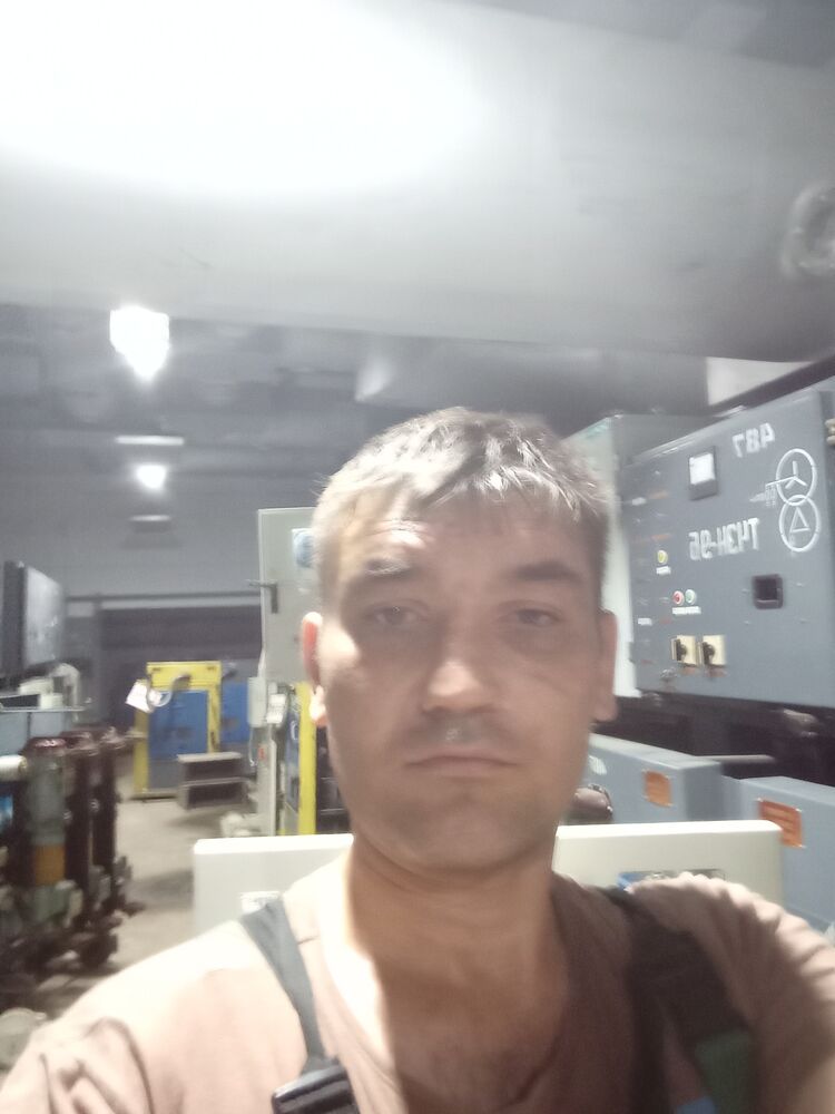  48035879  , 39 ,    