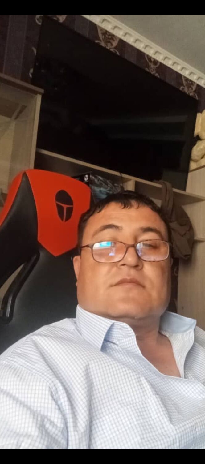 51272209  , 33 ,    