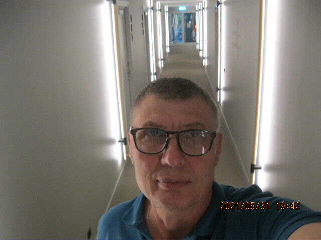  37770339  VIKTOR, 57 ,    