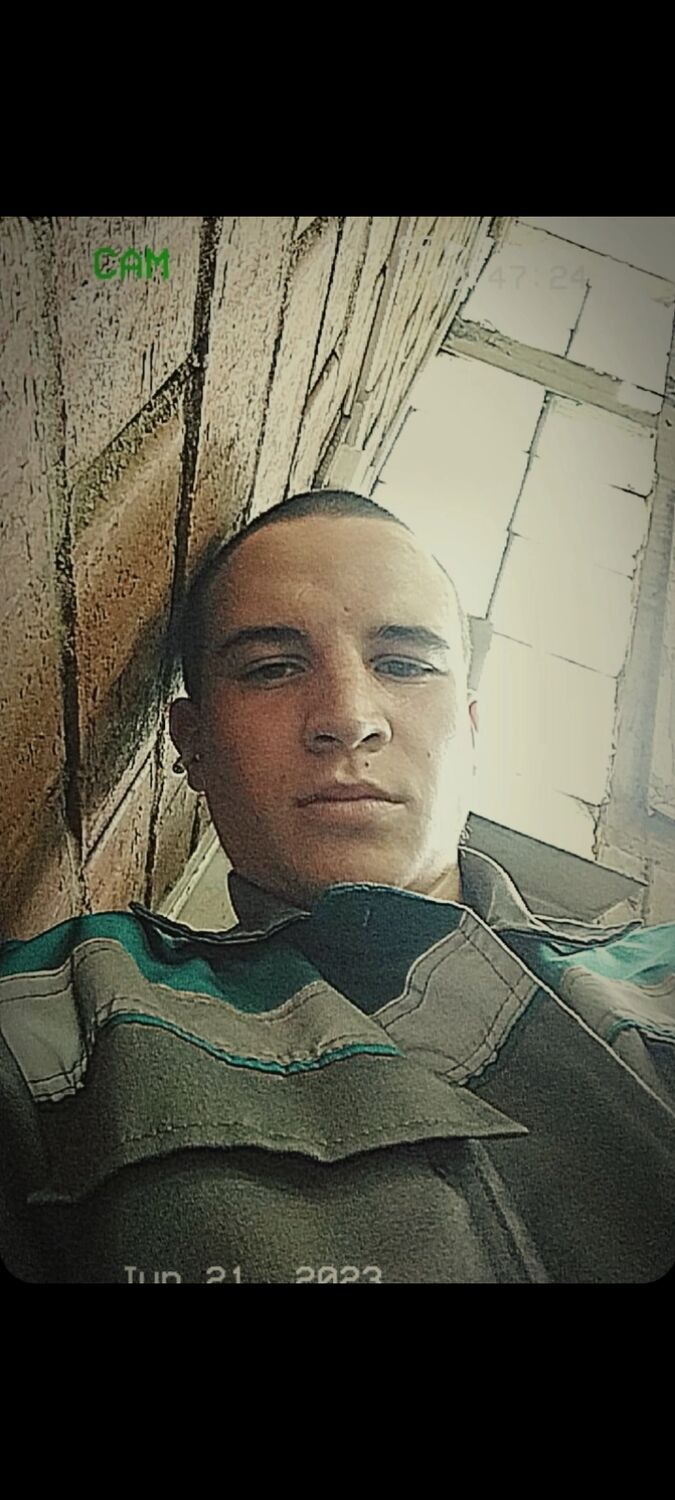  49577889  , 23 ,    