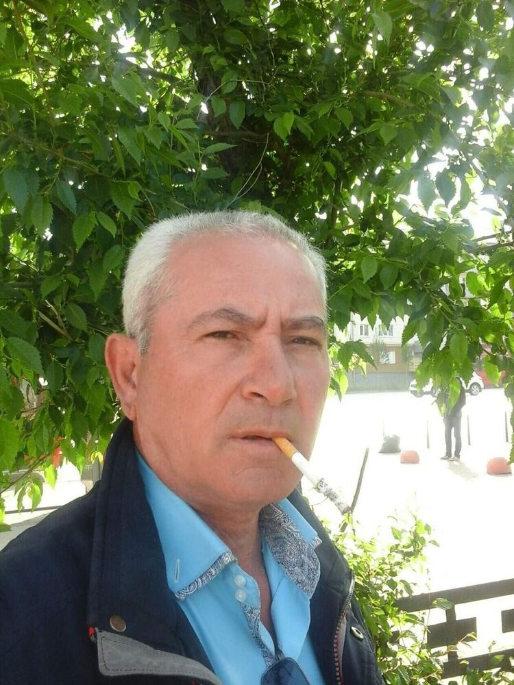  41786969  Nurudin, 45 ,    